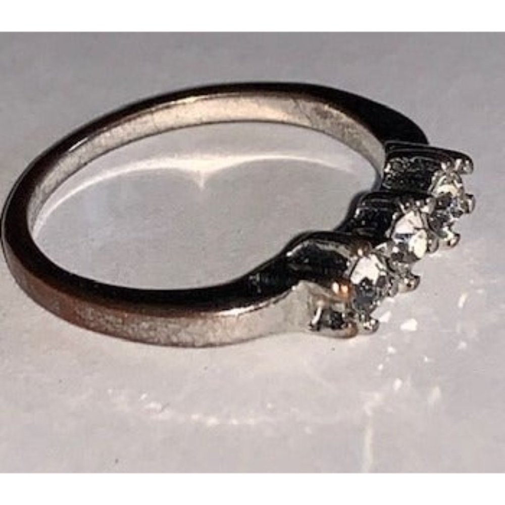 Silver tone ring size 6.75 - Picture 2 of 5